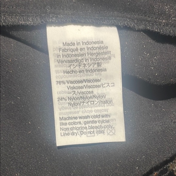 Madewell Velvet Floral Ruffle Short Sleeve Blouse - Picture 6 of 8